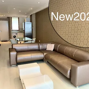  Apartment Ruben Center